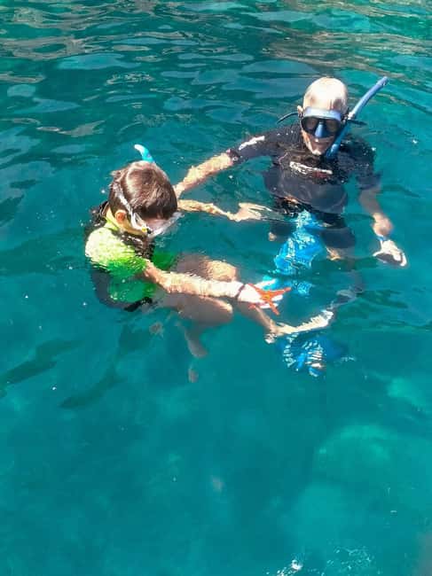 Giglio Island (Tuscania): Tour and snorkelling on a dinghy - Learning the basics with Nello