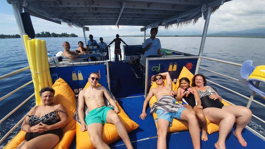 Gili Trawangan: 3-Gili Islands Snorkel Sunset Cruise w/ BBQ - Gili Meno and the underwater statues