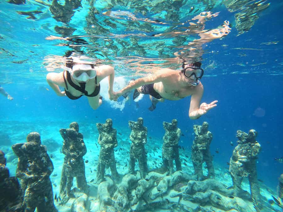 Gili Trawangan: Gili Islands Sunset Boat Tour and Snorkeling - Who should book this snorkeling trip