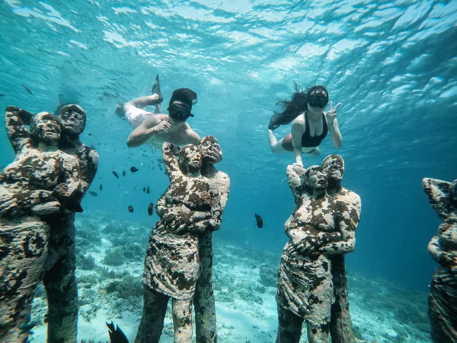 Gili Trawangan: Gili Islands Sunset Boat Tour and Snorkeling - Starting at Sama-Sama Reggae Bar