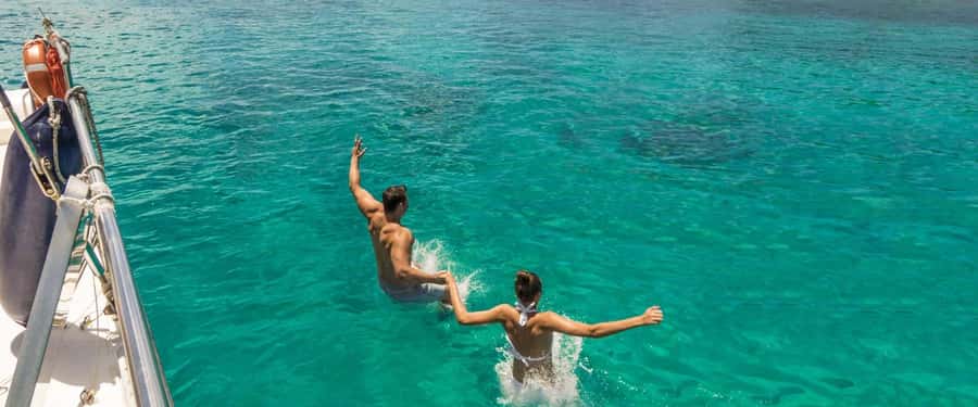 Glassbottom boat & Crystalkayak SteAnneMarinePark Snorkeling - The first snorkeling stop and Seychelles sea life