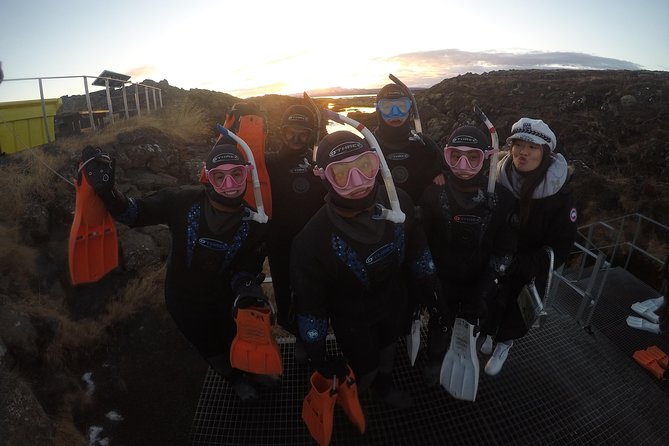 Golden Circle & Snorkeling in Silfra From Reykjavík with Free Photos - Clothing and preparation that make the day easier