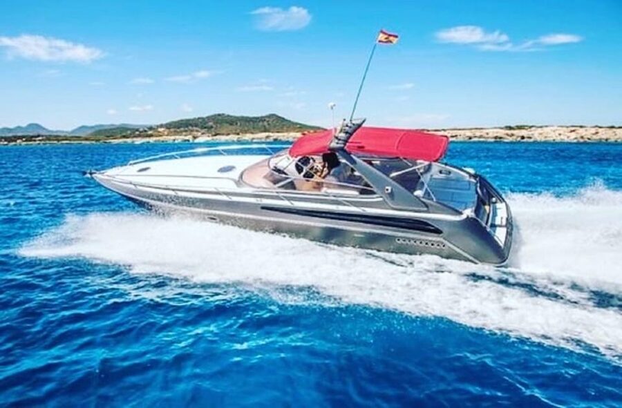 Gran Canaria: Private yacht excursion with Aperitif, drinks and snorkeling - Hotel pickup across Gran Canaria’s southern resorts