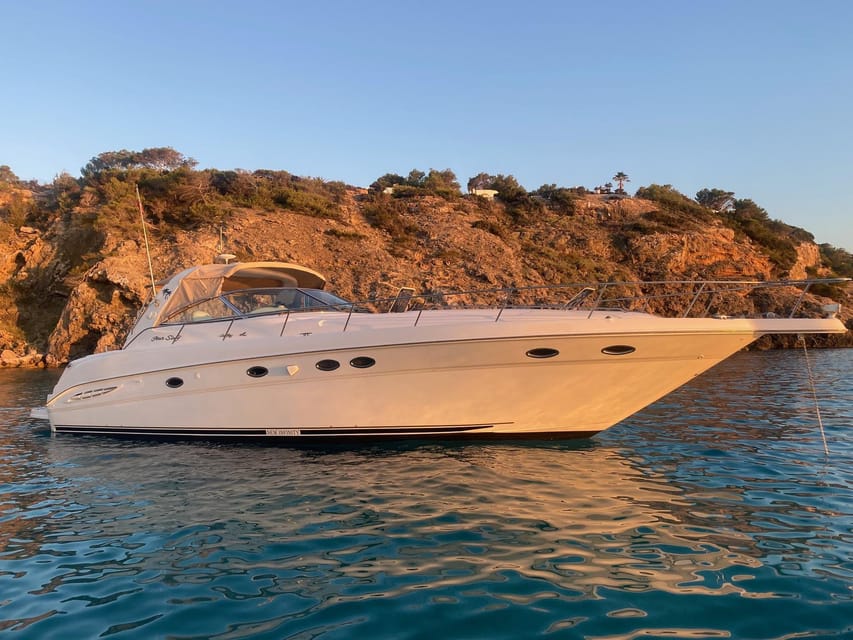 Gran Canaria: Private Yacht Excursion with Drinks, Lunch, and Snorkeling - Sailing out from Puerto Rico