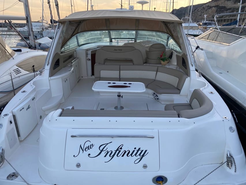 Gran Canaria: Private Yacht Excursion with Drinks, Lunch, and Snorkeling - From your hotel to Puerto Rico