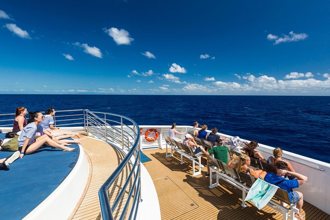 Great Barrier Reef Snorkeling and Diving Cruise from Cairns - The Evolution boat and the long ride out
