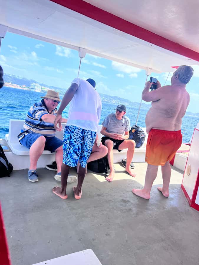 Grenada: Sailing and Snorkeling To the Underwater Sculpture - Drinks, snacks, and the social mood