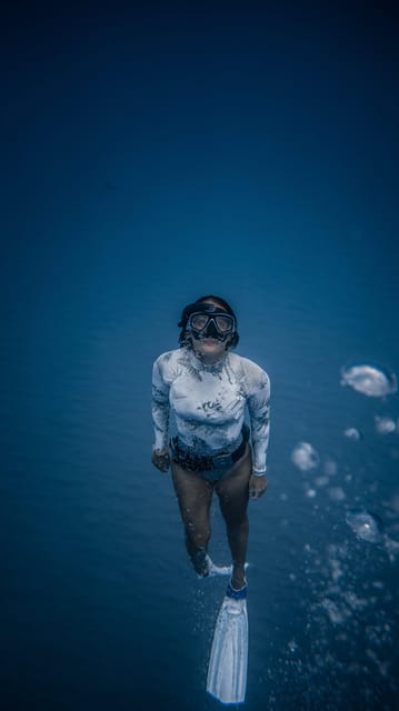 Guided Snorkel in Barcelona Beach - Why the small group matters