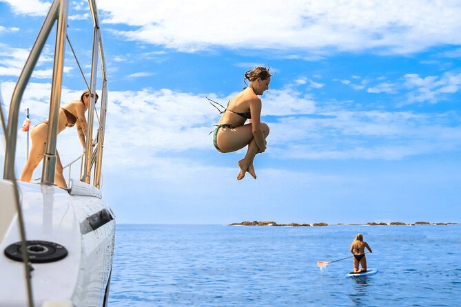 Half Day Cabo Snorkel Adventure with Lunch and Open Bar - A four-hour Cabo outing with plenty packed in