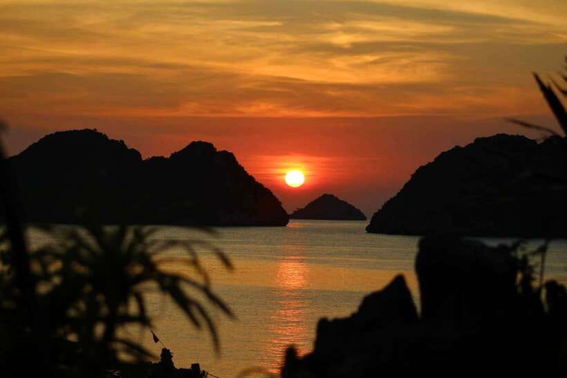 Half day Lan Ha Bay excursion ( 4 hours ): Kayaking, Snorkel - Lan Ha Bay at a glance