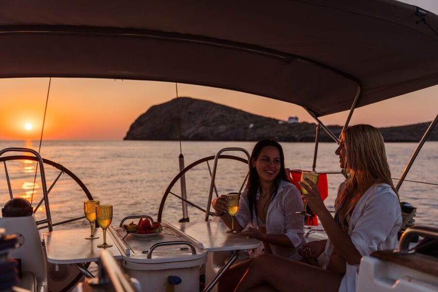 Heraklion: Dia Island Sailing Cruise with Snorkeling - Life aboard a small sailing boat