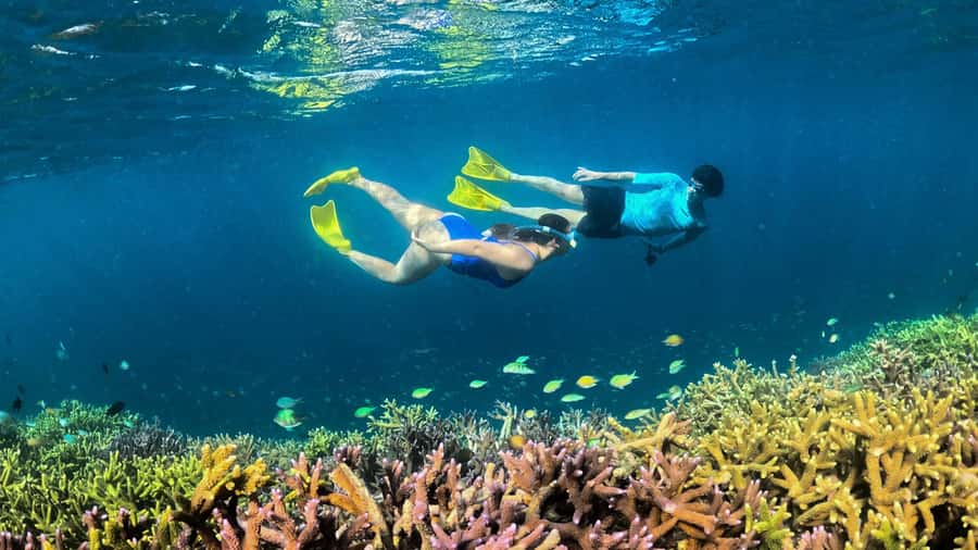 Hidden Gili's Lombok Snorkeling Daily Tour - Gili Bidara and Gili Kondo for clear-water snorkeling