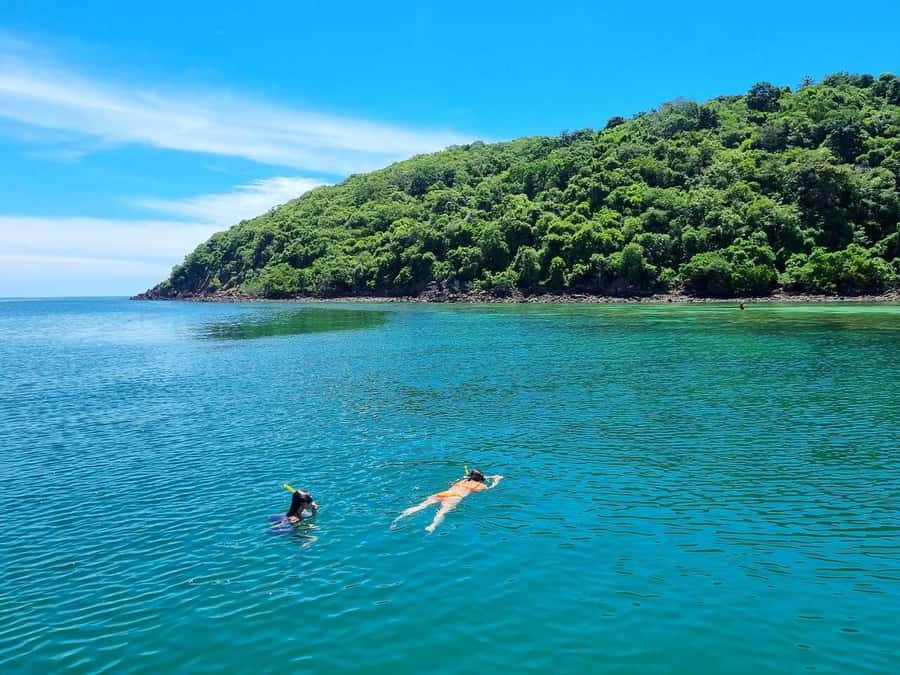 Hua Hin: Koh Talu Snorkeling with Lunch for 2 or More People - Guides who shape the feel of the day