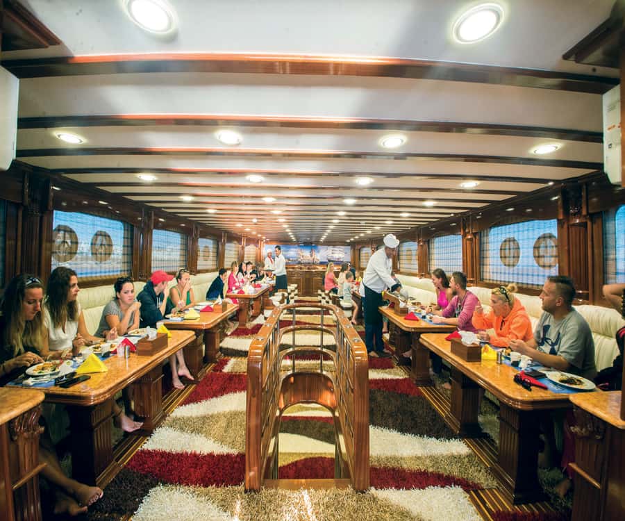 Hurghada: Elite vip snorkeling cruise with BBQ buffet lunch - Who will enjoy this cruise most