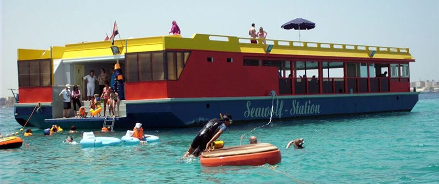 Hurghada: Empire Submarine Boat Trip with Snorkel and Drinks - From your hotel to the Hurghada marina