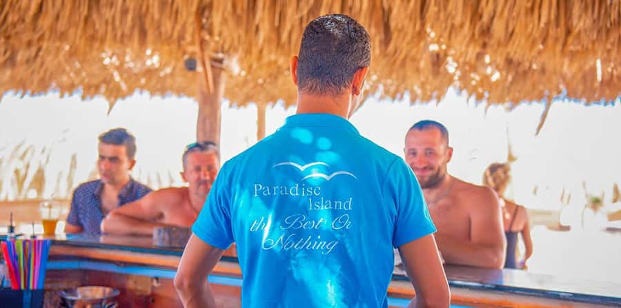 Hurghada: Giftun Islands with Snorkeling & Semi-Submarine - Who Will Enjoy This Boat Day Most