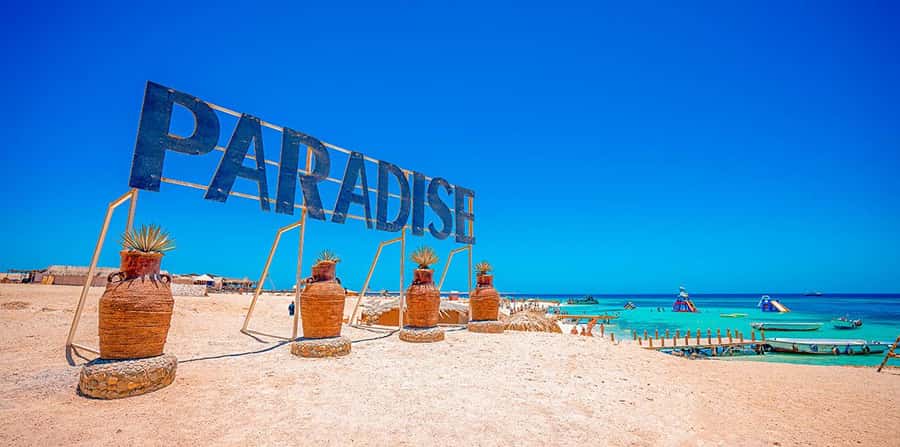 Hurghada: Giftun Islands with Snorkeling & Semi-Submarine - From the Marina to Giftun Island