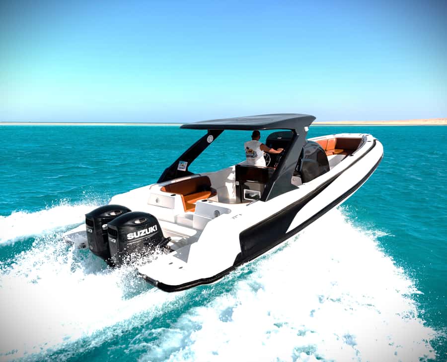 Hurghada: Hula Hula Speedboat w/ Optional Snorkeling & Lunch - Snorkeling in clear water with careful supervision