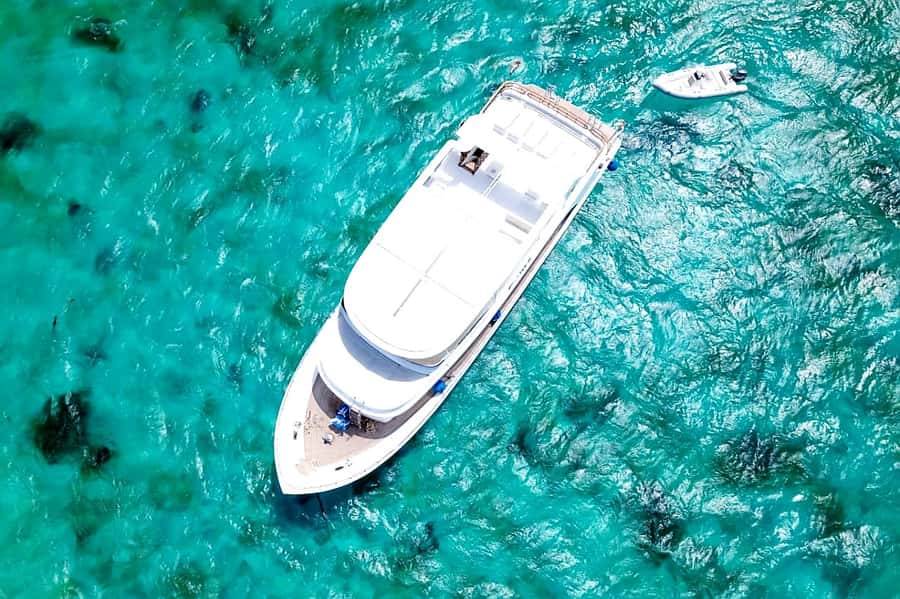 Hurghada: Snorkeling 6 x 1 to Orange Bay w Diving & Massage - Banana boats and time to slow down