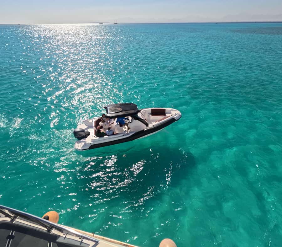 Hurghada: Turtle Bay Speedboat Tour with Snorkeling - The two snorkeling stops, and what your time in the water feels like