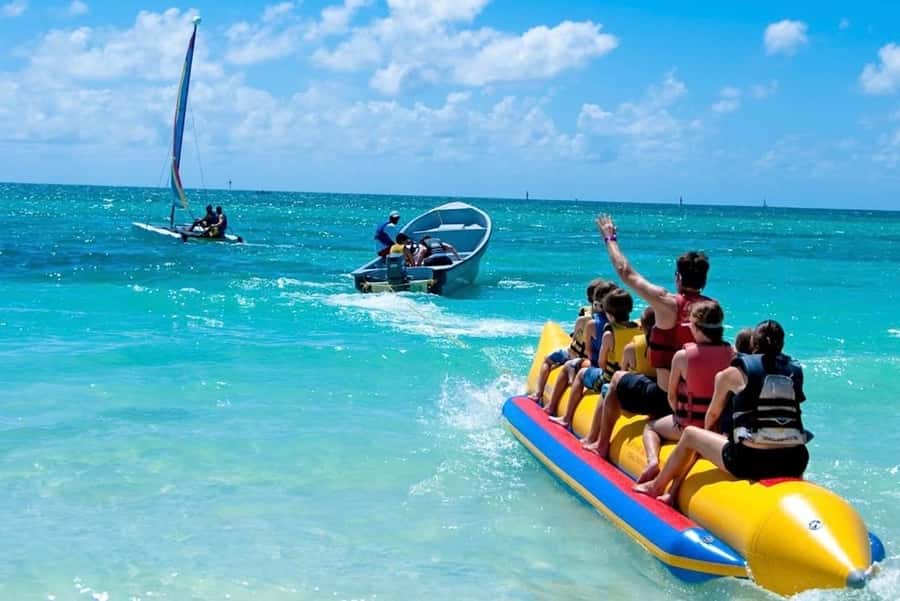 Hurghada: Water Sports, Banana Boat & Snorkeling Adventure - From your hotel to the harbor
