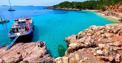 Cala Salada & North Cruise with Drinks & Snorkeling