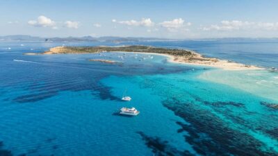 Formentera Trip with Paddle, Snorkel and Lunch