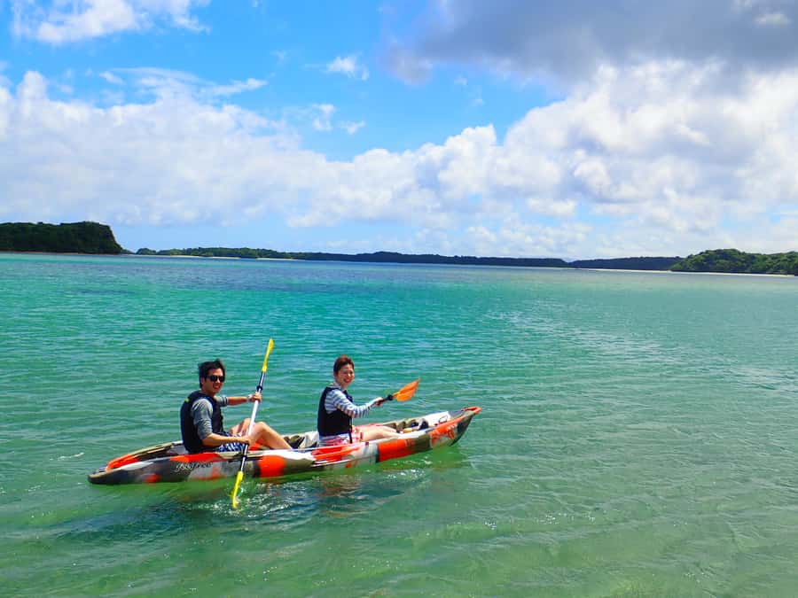 Ishigaki: Canoe or SUP at Kabira Bay＆Snorkeling at Blue Cave - Snorkeling at the Blue Cave