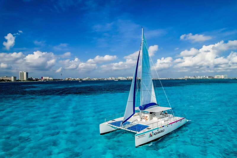 Isla Mujeres: Catamaran with Open Bar, Snorkeling and Lunch - What the $59 Isla Mujeres day really offers