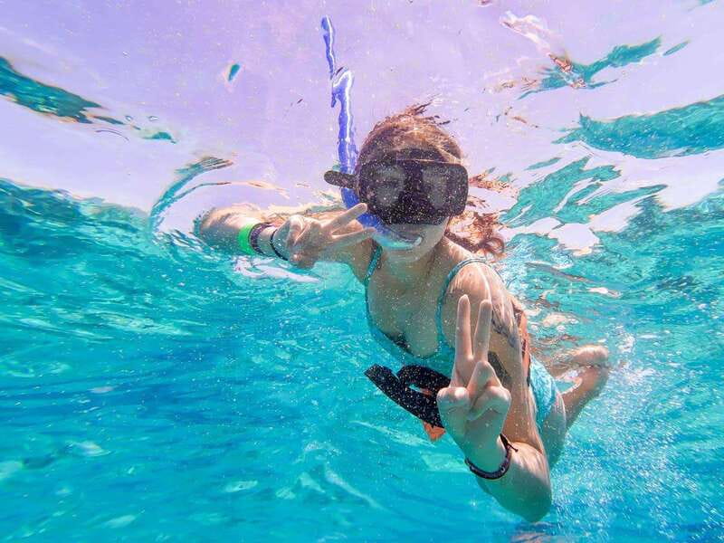 Isla Mujeres: Catamaran with Open Bar, Snorkeling and Lunch - Playa Norte and the beach-club stop