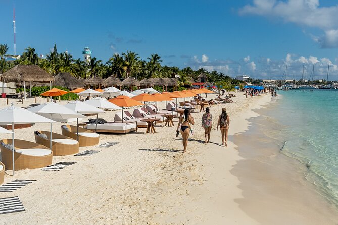 Isla Mujeres Cruise with Beach Club, Snorkel, Lunch and Open Bar - Lunch and the beach-club question