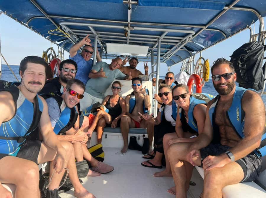 Jeddah: Bayada Leisure Boat Trip with Snorkeling - The 20-minute speedboat ride to the reefs