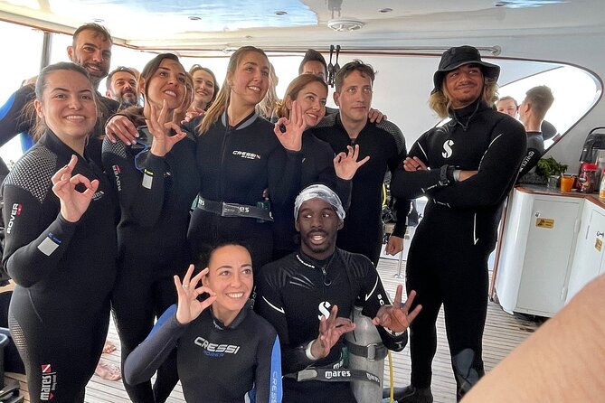 Journey of Diving or Snorkelling from a Boat - What the four-hour route is really like