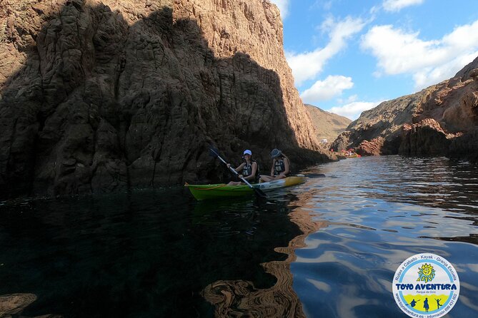 Kayak y snorkell por las mejores calas del Parque Natural Cabo de Gata - The mid-route snorkeling stop