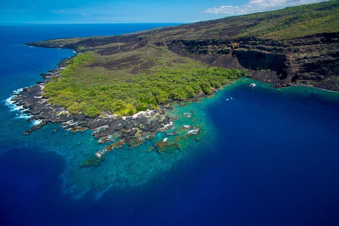 Kealakekua Bay Afternoon Snorkel: Family Fun on the Kona Coast - Snacks are simple but useful