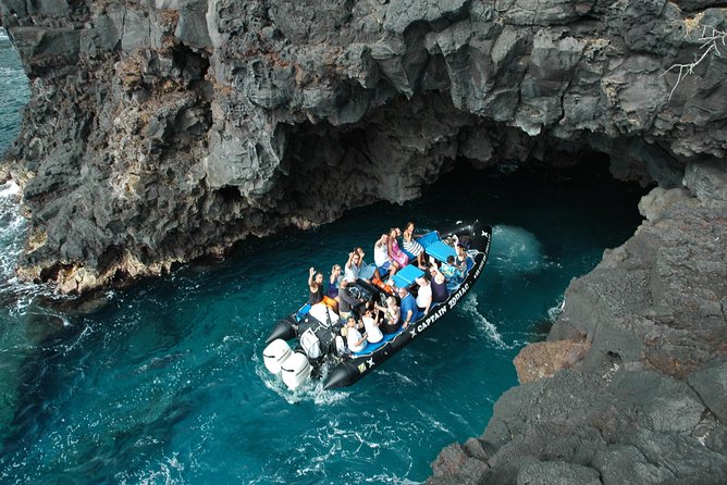 Kealakekua Bay Snorkeling Tour - 4 hour Kona Zodiac Adventure - Sea caves, lava tubes, and the return trip