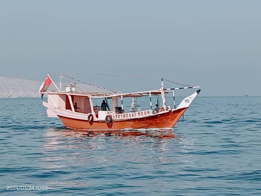 Khasab: Dhow Cruise with Lunch, Dolphin Watching& Snorkeling - Telegraph Island and its underwater stop