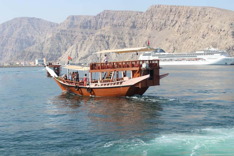 Khasab: Half-Day Dhow Cruise, Dolphin Watching, & Snorkeling - Should you book this Khasab dhow cruise?
