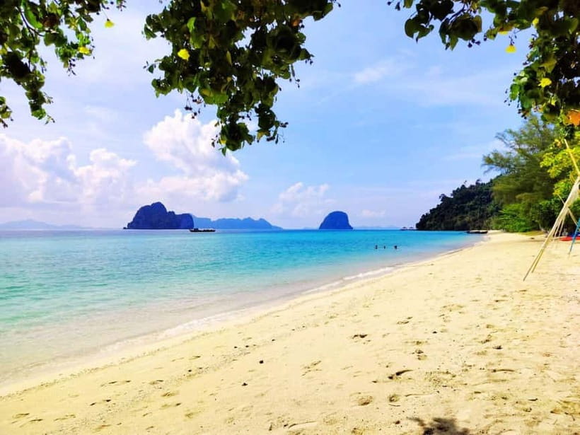 Ko Lanta: 4 Islands Snorkeling Tour by Longtail Boat - Ko Ma adds another chance to snorkel
