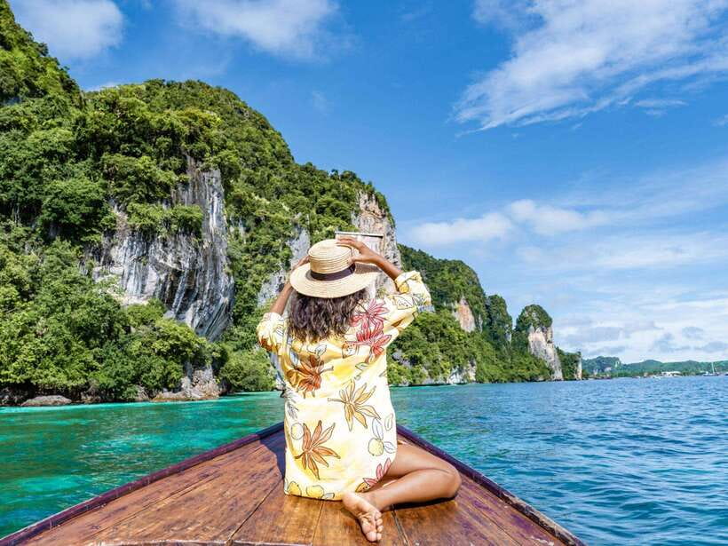 Ko Lanta: Full-Day Snorkel Trip to Phi Phi & Bamboo Islands - Bamboo Island and a Thai buffet lunch