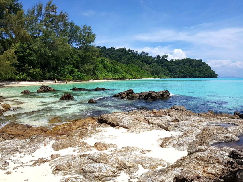 Ko Lanta: Private Longtail Rok Island Snorkeling Day Trip - Buffet lunch on a powder white beach