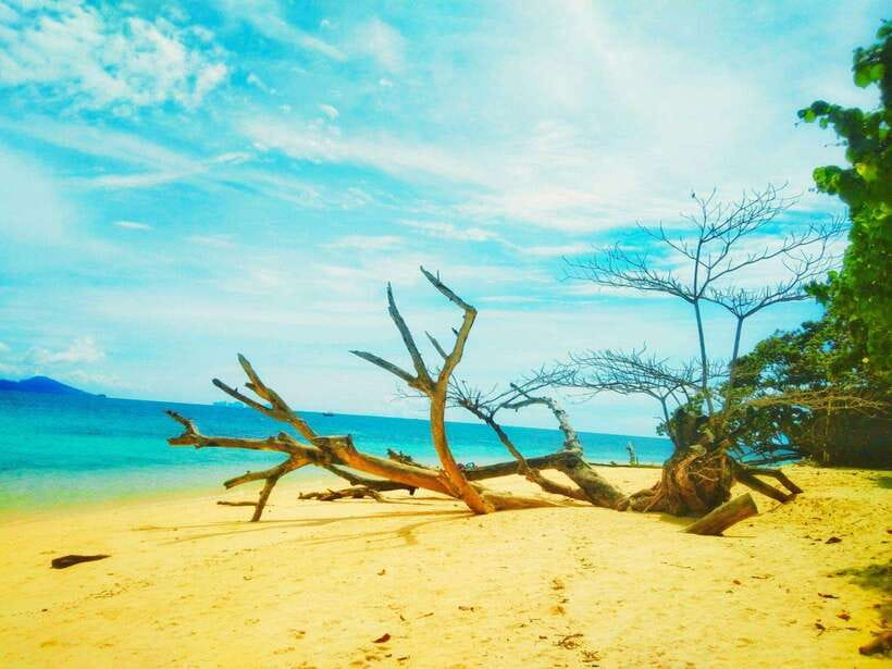 Koh Lanta: 4 Islands and Emerald Cave Snorkeling Trip - Early pickup from Koh Lanta