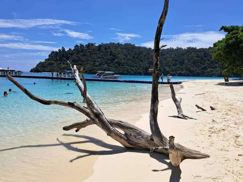 Koh Lanta: Koh Rok and Koh Haa Snorkeling Adventure - Why Koh Rok and Koh Haa make a good pairing