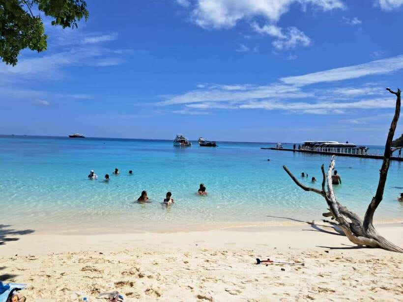 Koh Lanta: Koh Rok and Koh Haa Snorkeling Adventure - Leaving Koh Lanta by speedboat