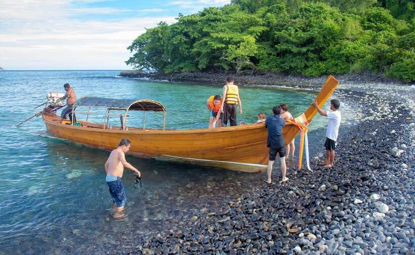 Koh Lipe: 5 Island Snorkeling Trip by Longtail Boat w/ Lunch - Koh Yang for hard coral and shallow water