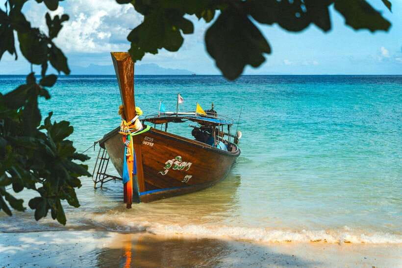 Koh Lipe: Island Hopping by Private Longtail Boat w/ Snorkel - The far-island route adds a viewpoint and monkeys