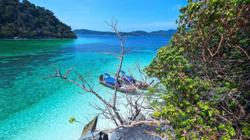 Koh Lipe: Island Hopping by Private Longtail Boat w/ Snorkel - Timing, pickup, and the realities of the sea