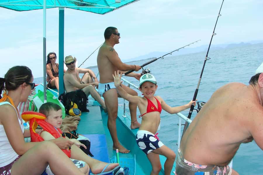 Koh Samui: Mr.Ung's Private Fishing/Boat Trip/Snorkeling/BBQ - Snorkeling when the sea allows it