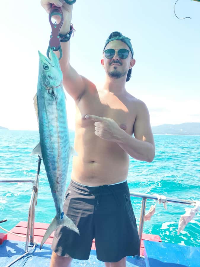Koh Samui: Mr.Ung's Private Fishing/Boat Trip/Snorkeling/BBQ - BBQ lunch on the shaded deck