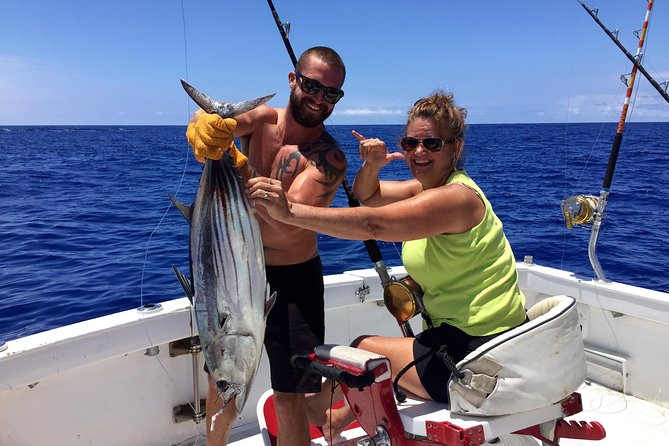 Kona Hawaii Fishing/Snorkel Large Group Private Charter on OE II - Setting out from Bite Me Sportfishing in Kailua-Kona